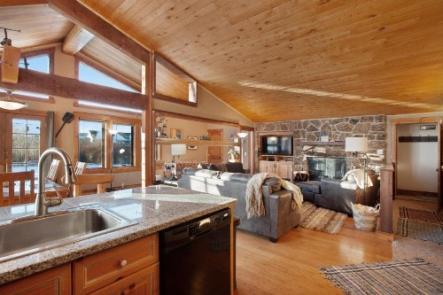Miller Mountain Retreat - image 8
