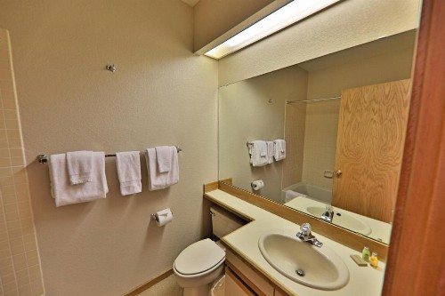 Crestview 603 Condo - image 26