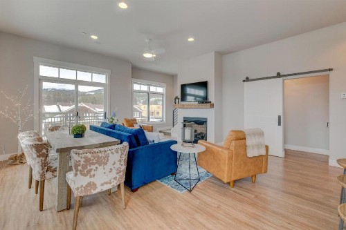 New Luxury Loft #1 Near Resort With Huge Hot Tub & Views -FREE Activities & Equipment Rentals Daily - image 10