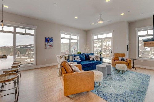 New Luxury Loft #1 Near Resort With Huge Hot Tub & Views -FREE Activities & Equipment Rentals Daily - image 12