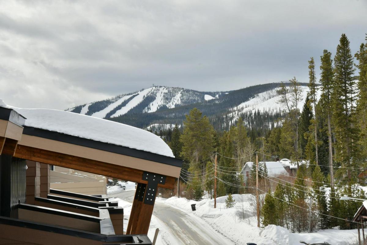 New Luxury Villa #298 Near Resort With Roof Top Hot Tub & Great Views - FREE Activities & Equipment Rentals Daily - image 6