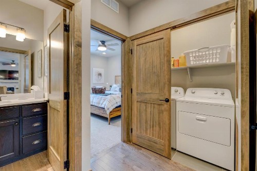 New Luxury Chalet #139 Near Resort With Hot Tub & Views - FREE Activities & Equipment Rentals Daily - image 10