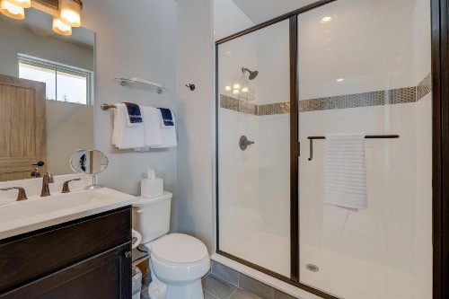 New Luxury Chalet #139 Near Resort With Hot Tub & Views - FREE Activities & Equipment Rentals Daily - image 12