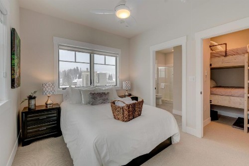 New Luxury Loft #14 Near Resort With Huge Hot Tub & Views -FREE Activities & Equipment Rentals Daily - image 14