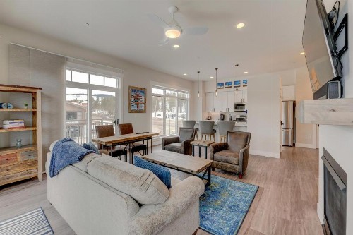 New Luxury Loft #24 Near Resort With Huge Hot Tub & Great Views - FREE Activities & Equipment Rentals Daily