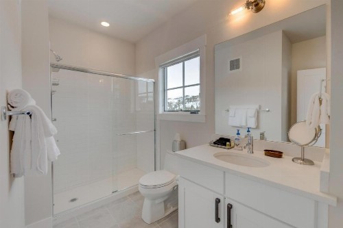 New Luxury Loft #24 Near Resort With Huge Hot Tub & Great Views - FREE Activities & Equipment Rentals Daily - image 13