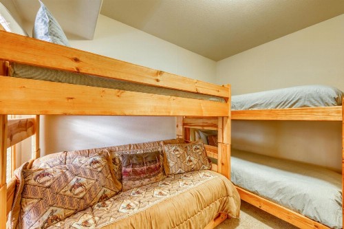211 Sawyer - image 4