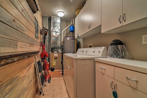 Cozy Winter Park Condo with Patio - Walk to Main St! - image 10
