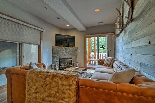 Cozy Winter Park Condo with Patio - Walk to Main St! - image 6