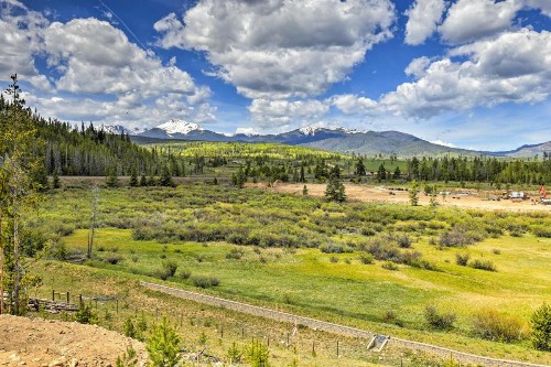 Winter Park Condo with Hot Tub and Mountain Views! - image 5