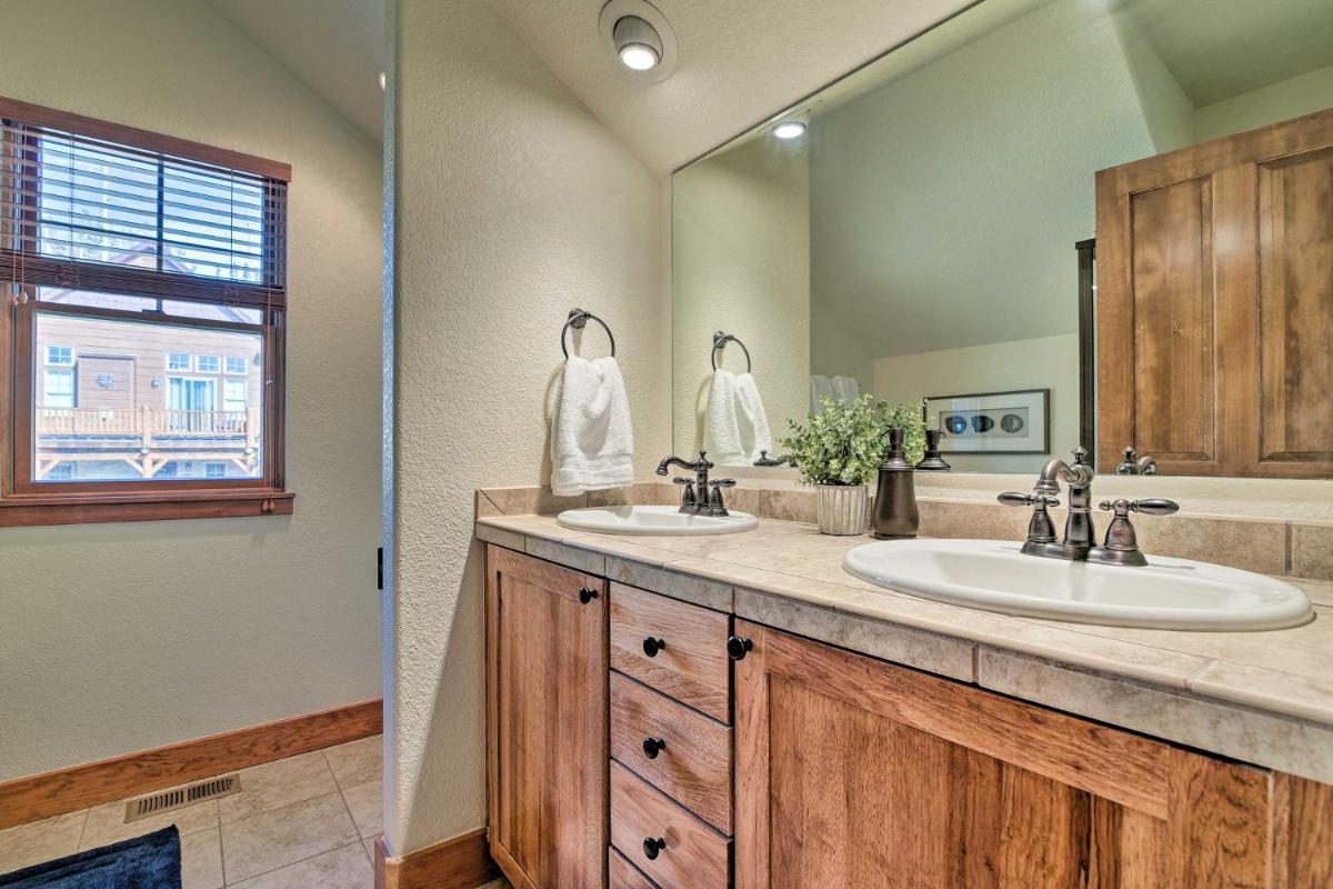 Winter Park Area Family Cabin with Mtn View and Hot Tub - image 6