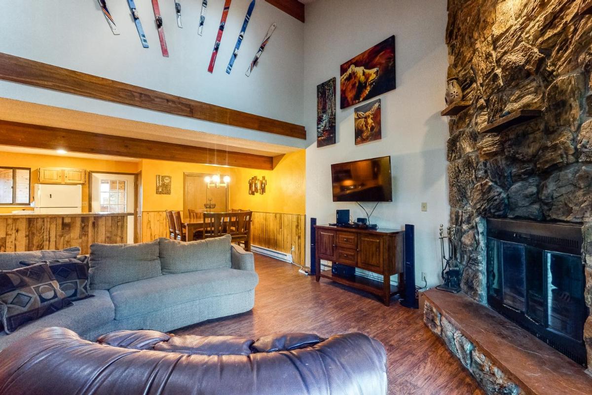 Dog-Friendly Winter Park Condo - main image