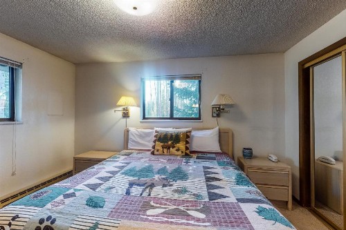 Dog-Friendly Winter Park Condo - image 10