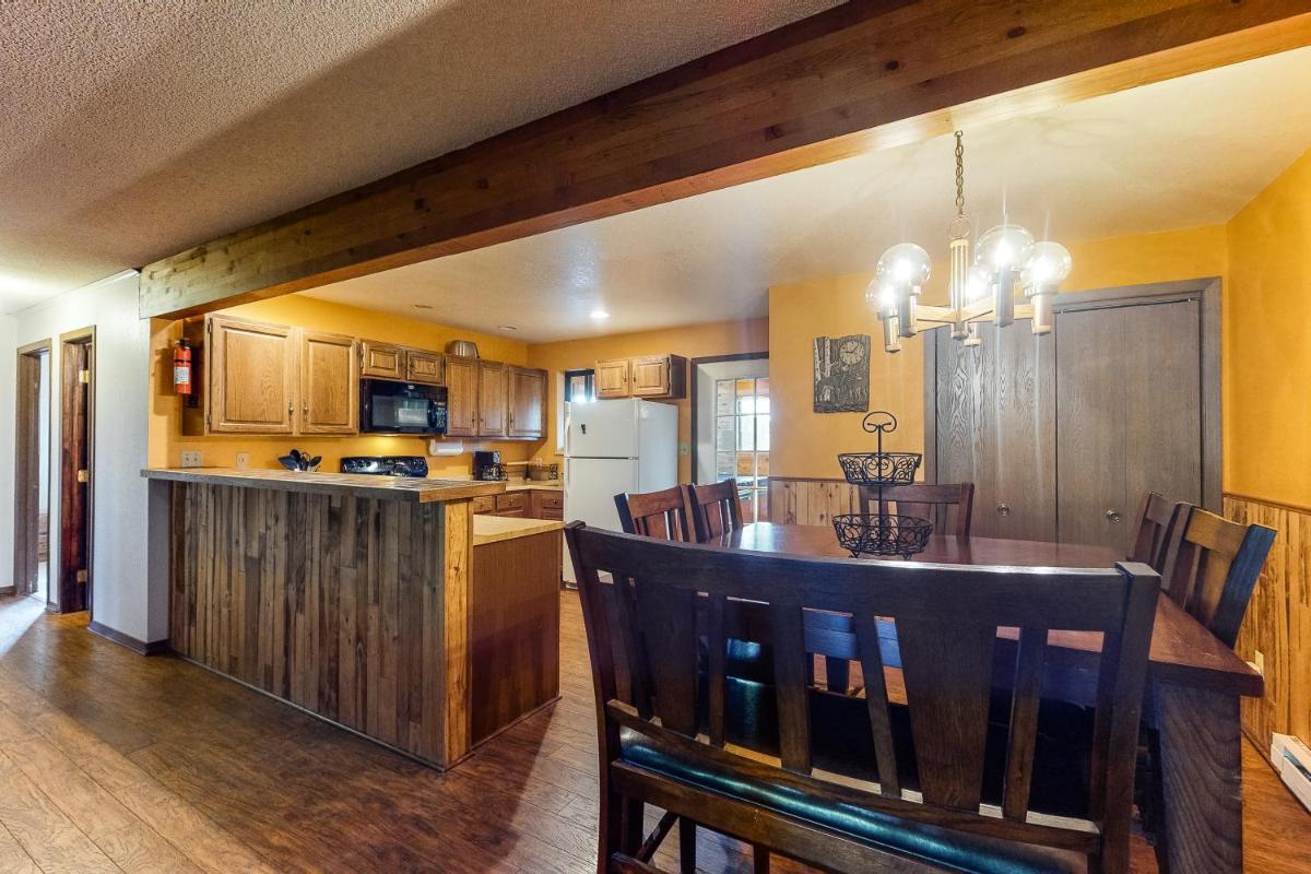 Dog-Friendly Winter Park Condo - image 2