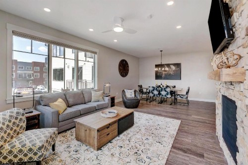 New Luxury Loft #208 Near Resort - Huge Hot Tub & Views - FREE Activities & Equipment Rentals Daily - image 10