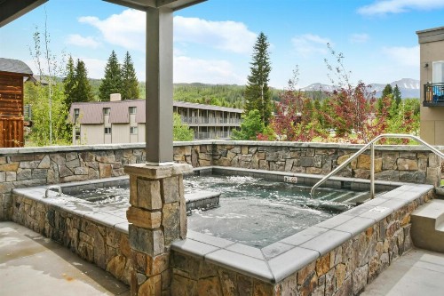 New Luxury Loft #208 Near Resort - Huge Hot Tub & Views - FREE Activities & Equipment Rentals Daily - image 15