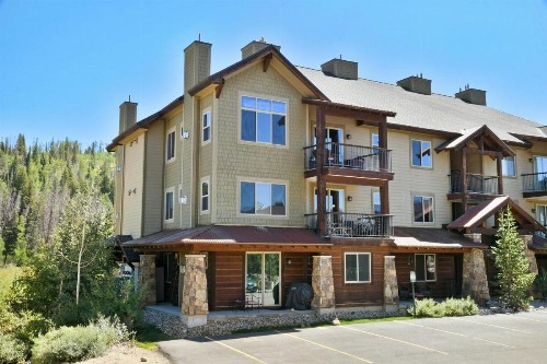 Luxury Condo #531 Near Resort Pool Club House & Hot Tub - FREE Activities & Equipment Rentals Daily - image 2