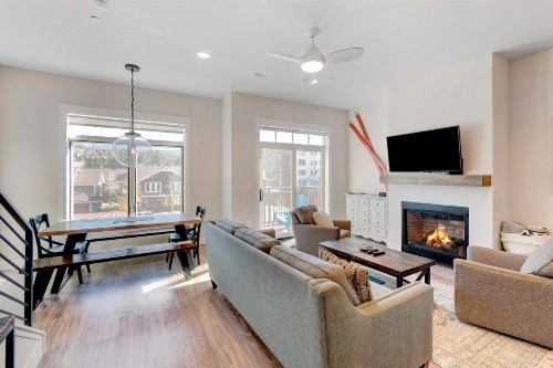 New Luxury Loft #3 Near Resort - Huge Hot Tub & Views - FREE Activities & Equipment Rentals Daily - image 7