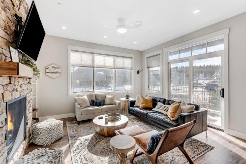 New Luxury Loft #101 Near Resort - Pool Sized Hot Tub & Views - FREE Activities & Equipment Rentals Daily - image 2