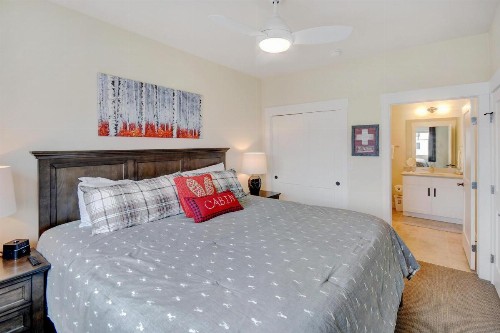 New Luxury Loft #16 Near Resort Huge Hot Tub & Views - FREE Activities & Equipment Rentals Daily - image 19