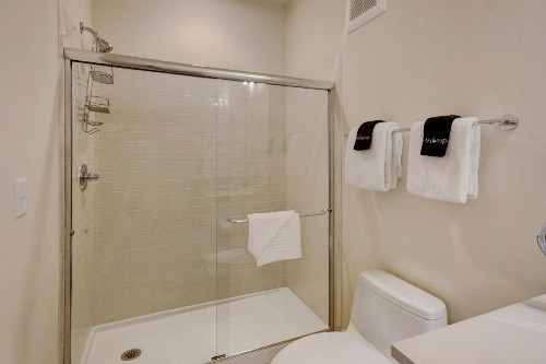 New Luxury Loft #16 Near Resort Huge Hot Tub & Views - FREE Activities & Equipment Rentals Daily - image 24