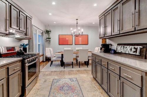 New Luxury Townhome #1 Near Resort Hot Tub & Views - FREE Activities & Equipment Rentals Daily - image 40