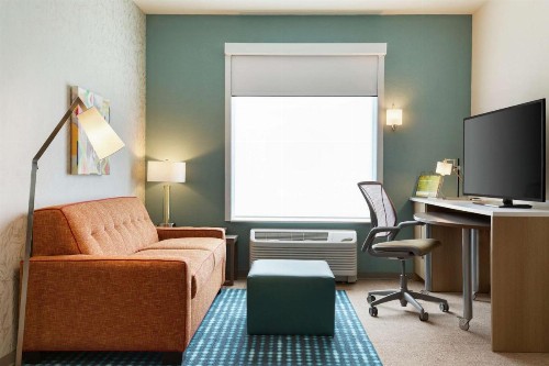 Home2 Suites By Hilton Frederick - image 25