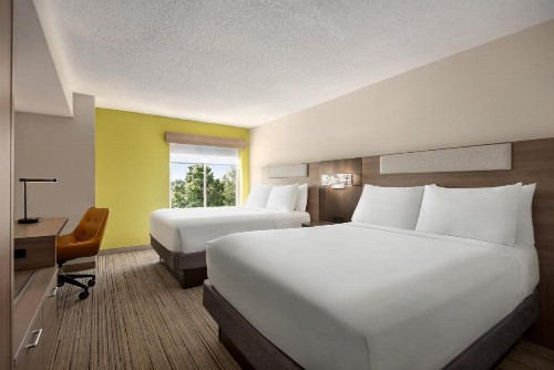Holiday Inn Express Hotel & Suites Fredericksburg an IHG Hotel - image 13