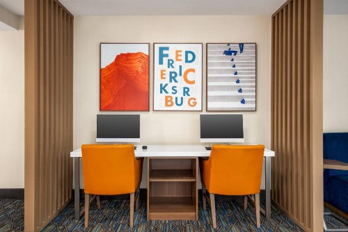 Holiday Inn Express Hotel & Suites Fredericksburg an IHG Hotel - image 24