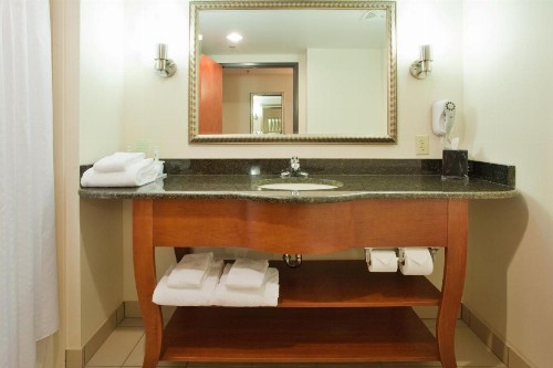 Holiday Inn Express Hotel & Suites Fredericksburg an IHG Hotel - image 45
