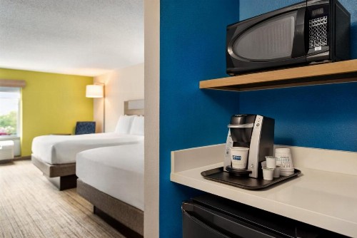 Holiday Inn Express Hotel & Suites Fredericksburg an IHG Hotel - image 49