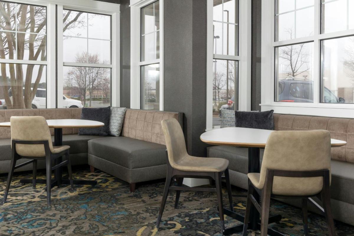 Residence Inn by Marriott Fredericksburg - image 6
