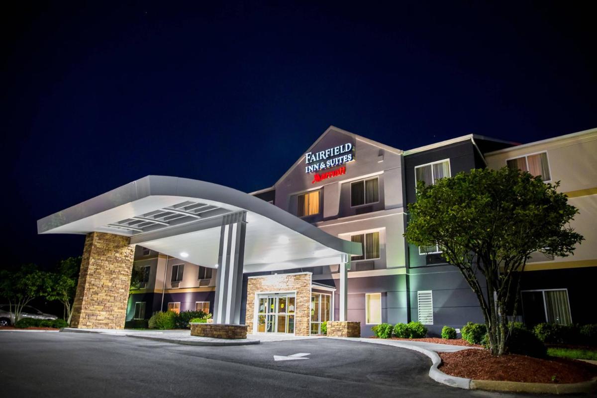 Fairfield Inn & Suites Fredericksburg - main image