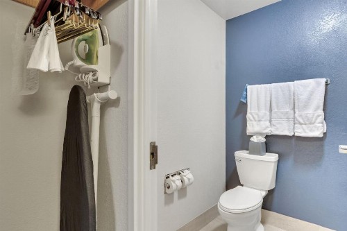 Fairfield Inn & Suites Fredericksburg - image 18
