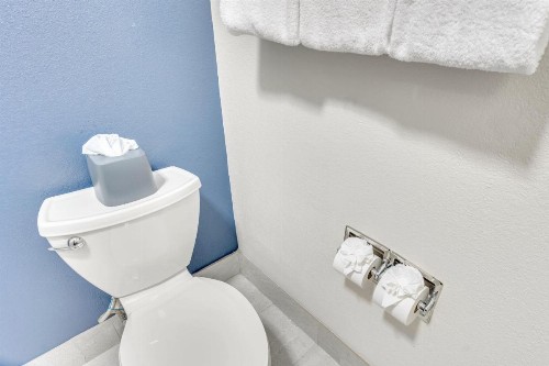 Fairfield Inn & Suites Fredericksburg - image 21