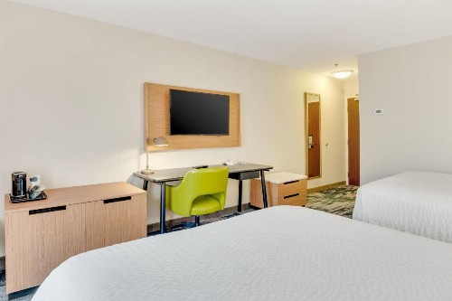 Fairfield Inn & Suites Fredericksburg - image 6