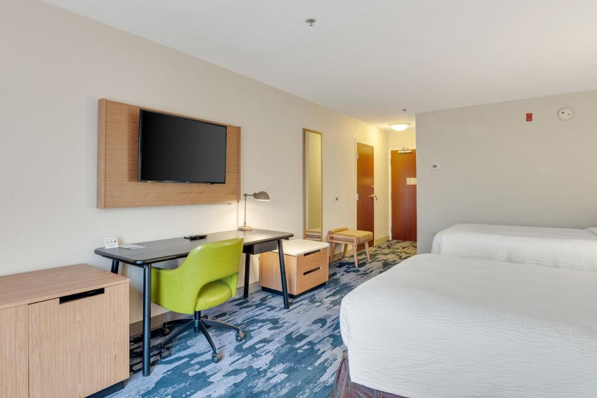 Fairfield Inn & Suites Fredericksburg - image 7