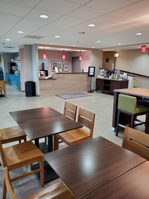 Country Inn & Suites by Radisson Fredericksburg South (I-95) VA - image 24