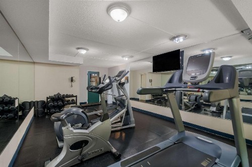 Country Inn & Suites by Radisson Fredericksburg South (I-95) VA - image 37