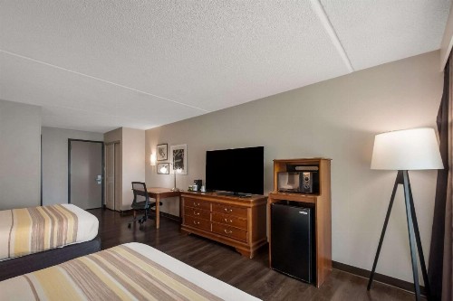 Country Inn & Suites by Radisson Fredericksburg South (I-95) VA - image 39
