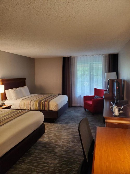 Country Inn & Suites by Radisson Fredericksburg South (I-95) VA - image 5