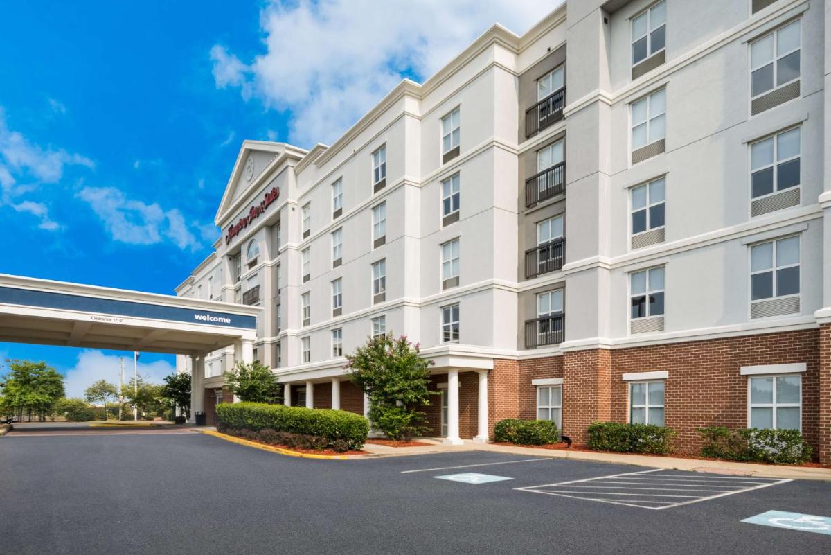 Hampton Inn and Suites Fredericksburg - main image