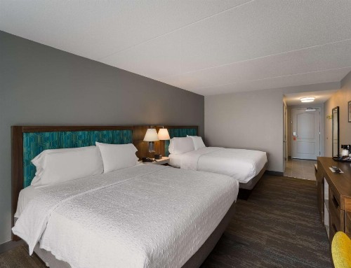 Hampton Inn and Suites Fredericksburg - image 13