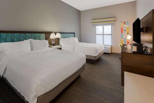 Hampton Inn and Suites Fredericksburg - image 32