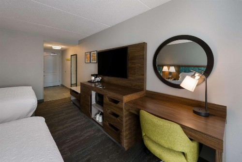 Hampton Inn and Suites Fredericksburg - image 37