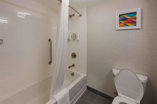 Hampton Inn and Suites Fredericksburg - image 47