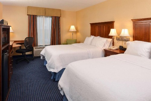 Hampton Inn and Suites Fredericksburg South - image 35