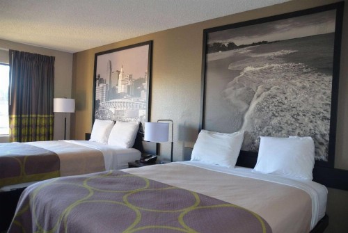 Super 8 by Wyndham Fredericksburg - image 20