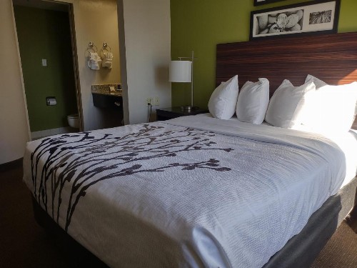 Sleep Inn Fredericksburg - image 27
