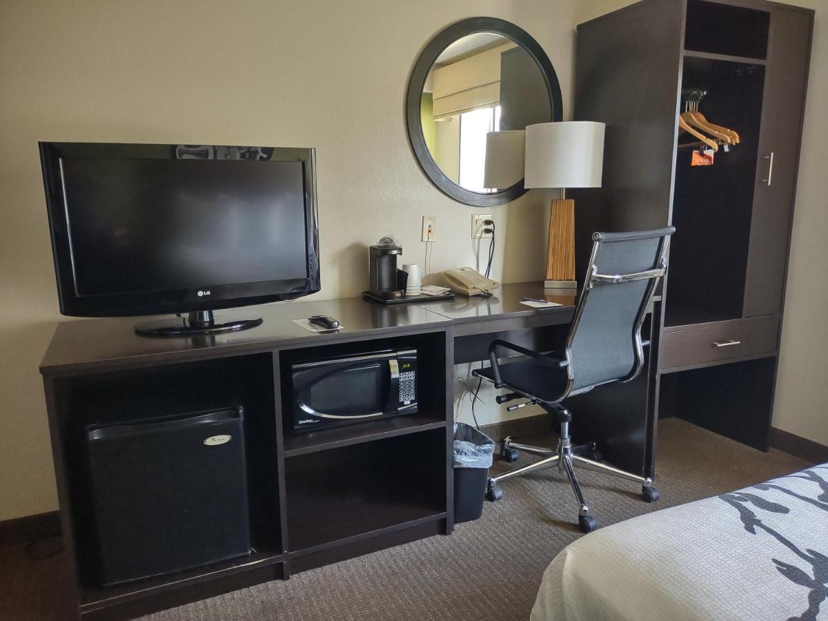 Sleep Inn Fredericksburg - image 5